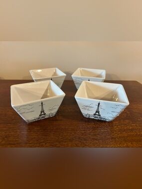 White Eiffel Tower Porcelain Serving Bowls - 222 Fifth City Scene Set of 4